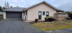 3 Grantham Drive